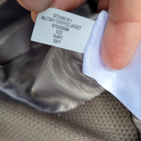 SOLD: Banana Republic Military Cropped Jacket M - Picture 5 of 8